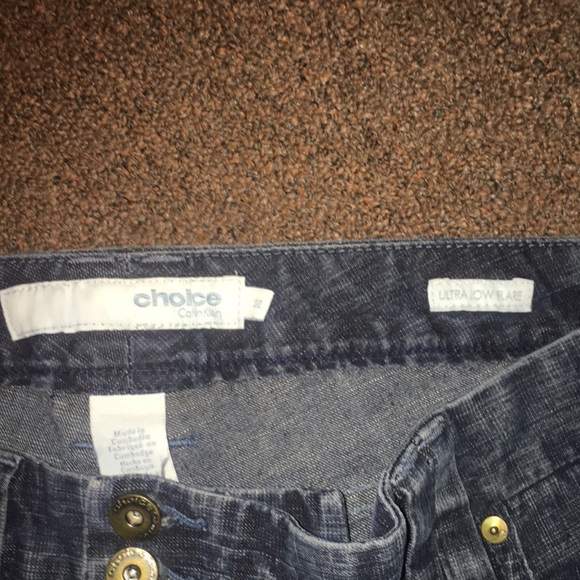 Women’s Jeans NWOT. Ultra low flare - Picture 2 of 3
